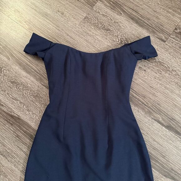 Vera Wang Navy Off Shoulder Dress - Picture 3 of 6